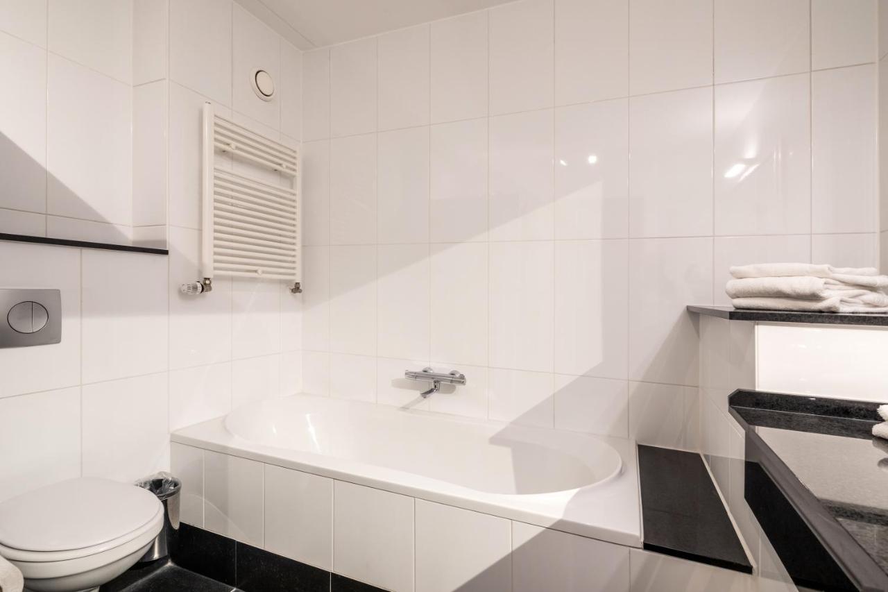 Hotel Van Der Valk Wolvega-Heerenveen Exteriör bild