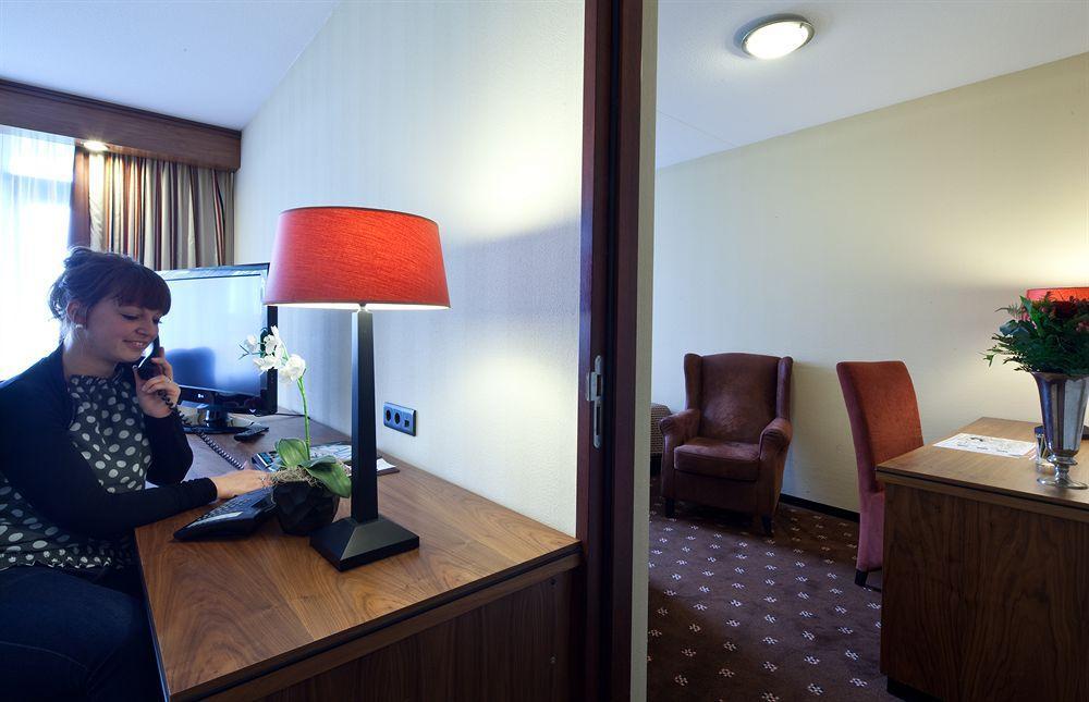 Hotel Van Der Valk Wolvega-Heerenveen Exteriör bild