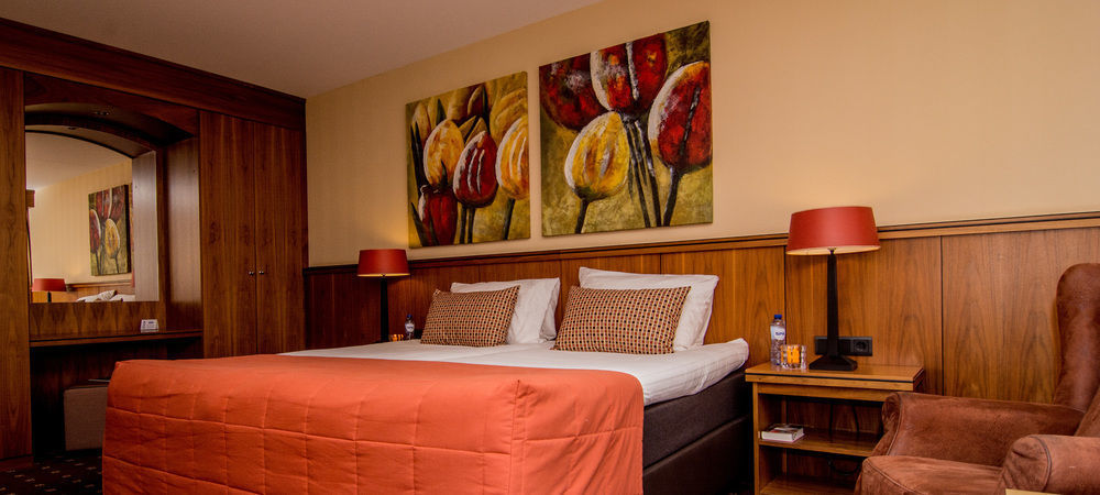 Hotel Van Der Valk Wolvega-Heerenveen Exteriör bild